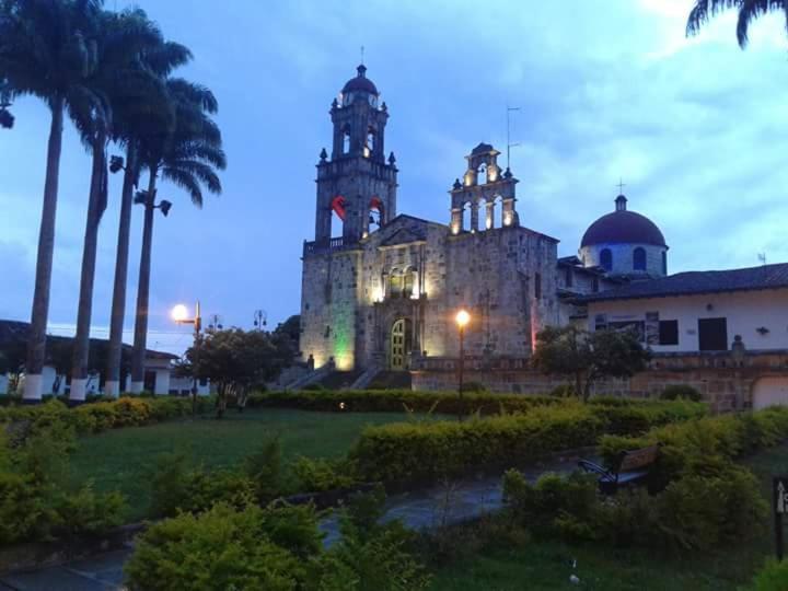 Готель El Portal De Don Luis Guadalupe Екстер'єр фото